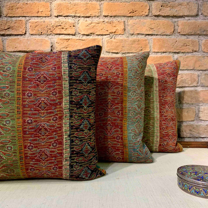 Antique Sivas Antique Pillow Cover (Torio)